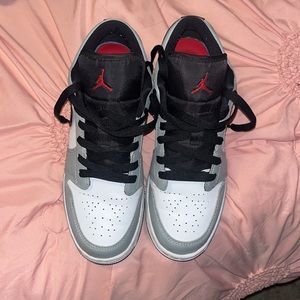 Selling because I never wear them. Worn maybe 4 times.